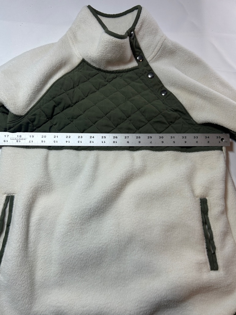 Abercrombie & Fitch Cream Sherpa Fleece with Olive Trim - Picture 14 of 15